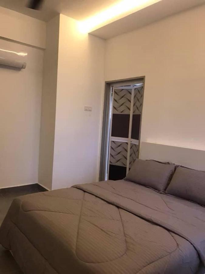 Sofiamuslim Homestay Putrajaya- Near Alamanda Mall & Federal Government Administrative Centre Kompleks Abcdef Eksteriør billede